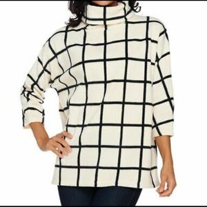 Susan Graver red and black fleece pull over